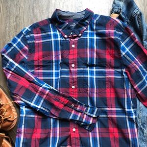 American Eagle Button Down